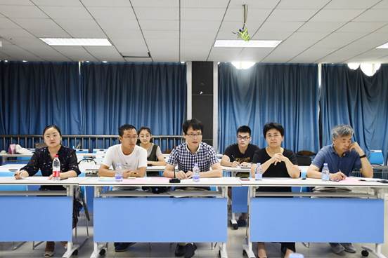 说明: 说明: C:\Users\Administrator\Desktop\推进会新闻\DSC_4493.JPG
