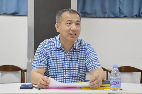 说明: 说明: C:\Users\Administrator\Desktop\推进会新闻\DSC_4420.JPG